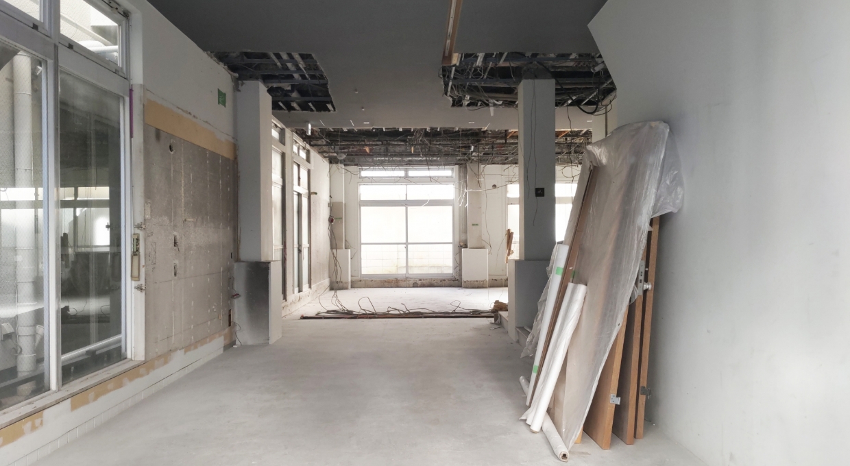 解体工事の様子