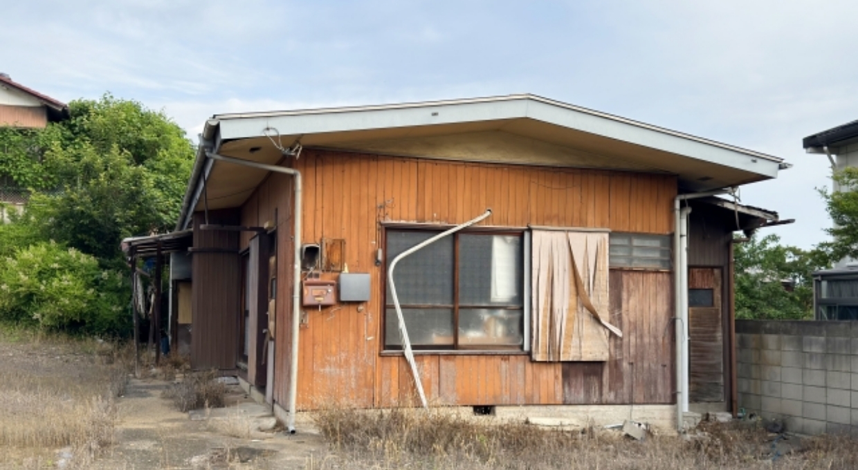 解体予定の木造住宅